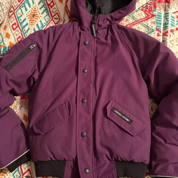 Canada Goose Youth Rundle Bomber 10/12 - Picture 11 of 14